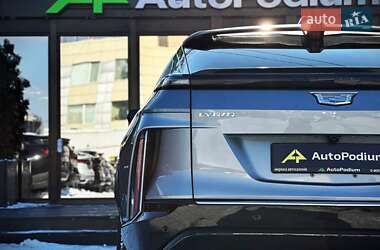 Внедорожник / Кроссовер Cadillac Lyriq 2024 в 