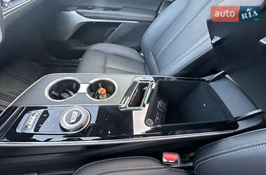 Внедорожник / Кроссовер Cadillac Lyriq 2024 в 
