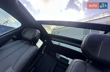 Внедорожник / Кроссовер Cadillac Lyriq 2024 в 