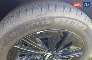 Фастбэк Cadillac Lyriq 2023 в 