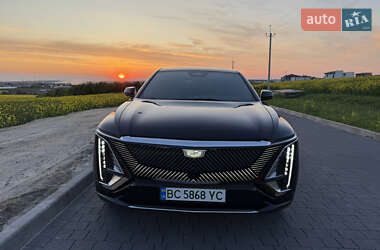 Внедорожник / Кроссовер Cadillac Lyriq 2023 в 