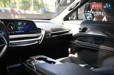 Внедорожник / Кроссовер Cadillac Lyriq 2024 в 