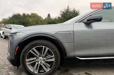 Внедорожник / Кроссовер Cadillac Lyriq 2022 в 