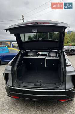 Внедорожник / Кроссовер Cadillac Lyriq 2022 в 