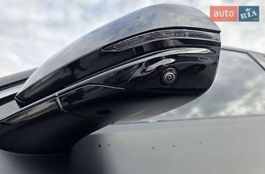 Внедорожник / Кроссовер Cadillac Lyriq 2024 в 