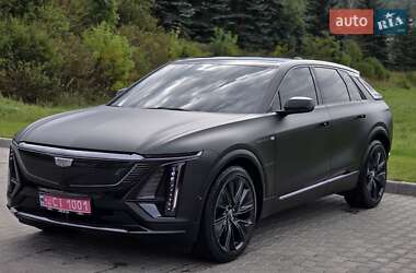 Внедорожник / Кроссовер Cadillac Lyriq 2024 в 
