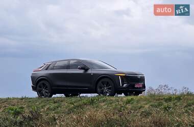 Внедорожник / Кроссовер Cadillac Lyriq 2024 в 