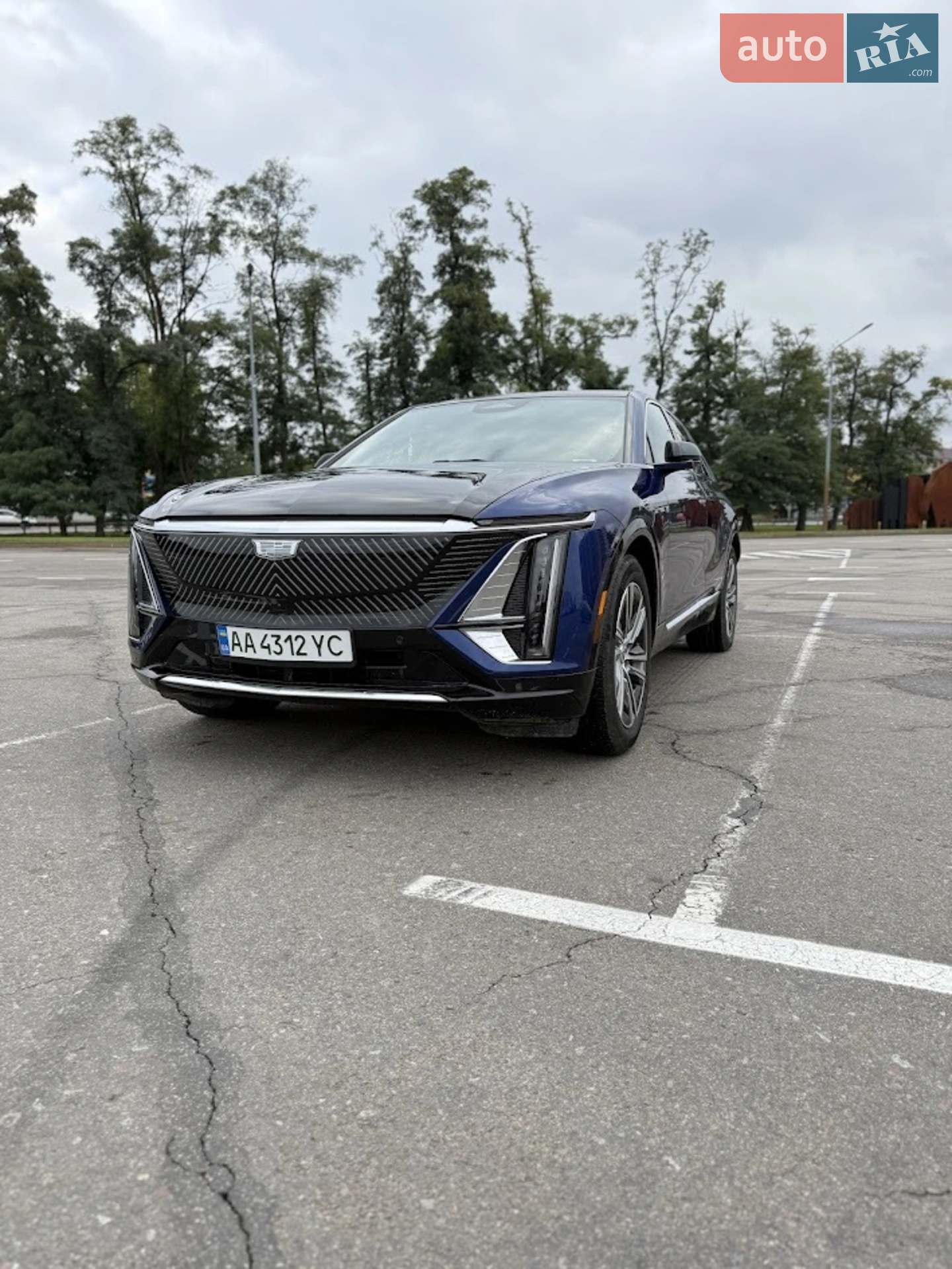 2023 Cadillac Lyriq - мініатюра 2