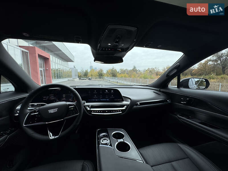Універсал Cadillac Lyriq 2023 в Дніпрі фото 20 Універсал Cadillac Lyriq 2023 в Дніпрі