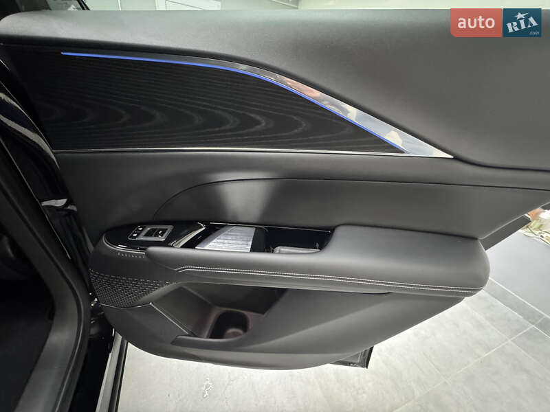 Універсал Cadillac Lyriq 2023 в Дніпрі фото 33 Універсал Cadillac Lyriq 2023 в Дніпрі