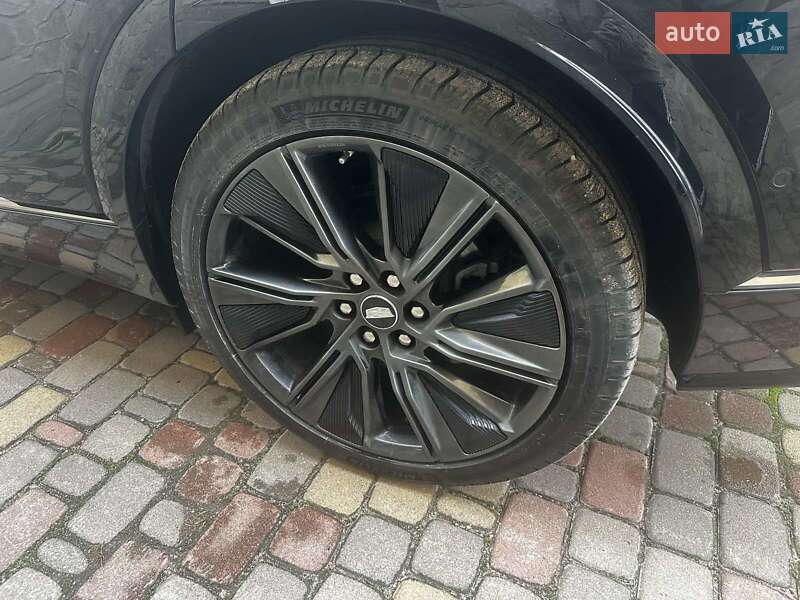 Позашляховик / Кросовер Cadillac Lyriq 2023 в Києві фото 25 Позашляховик / Кросовер Cadillac Lyriq 2023 в Києві