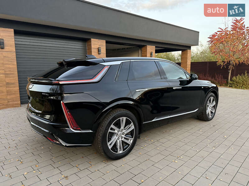 Позашляховик / Кросовер Cadillac Lyriq 2023 в Володимирі фото 18 Позашляховик / Кросовер Cadillac Lyriq 2023 в Володимирі