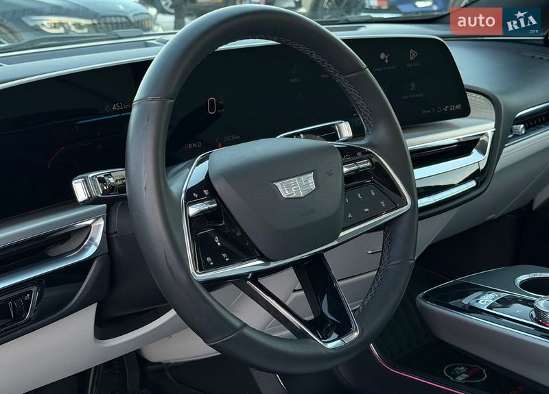 Внедорожник / Кроссовер Cadillac Lyriq 2023 в Харькове