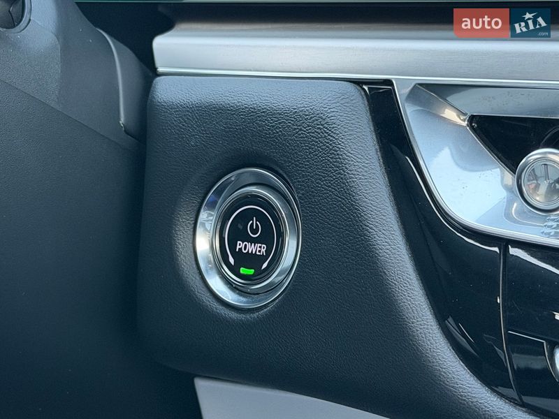 Внедорожник / Кроссовер Cadillac Lyriq 2023 в Харькове