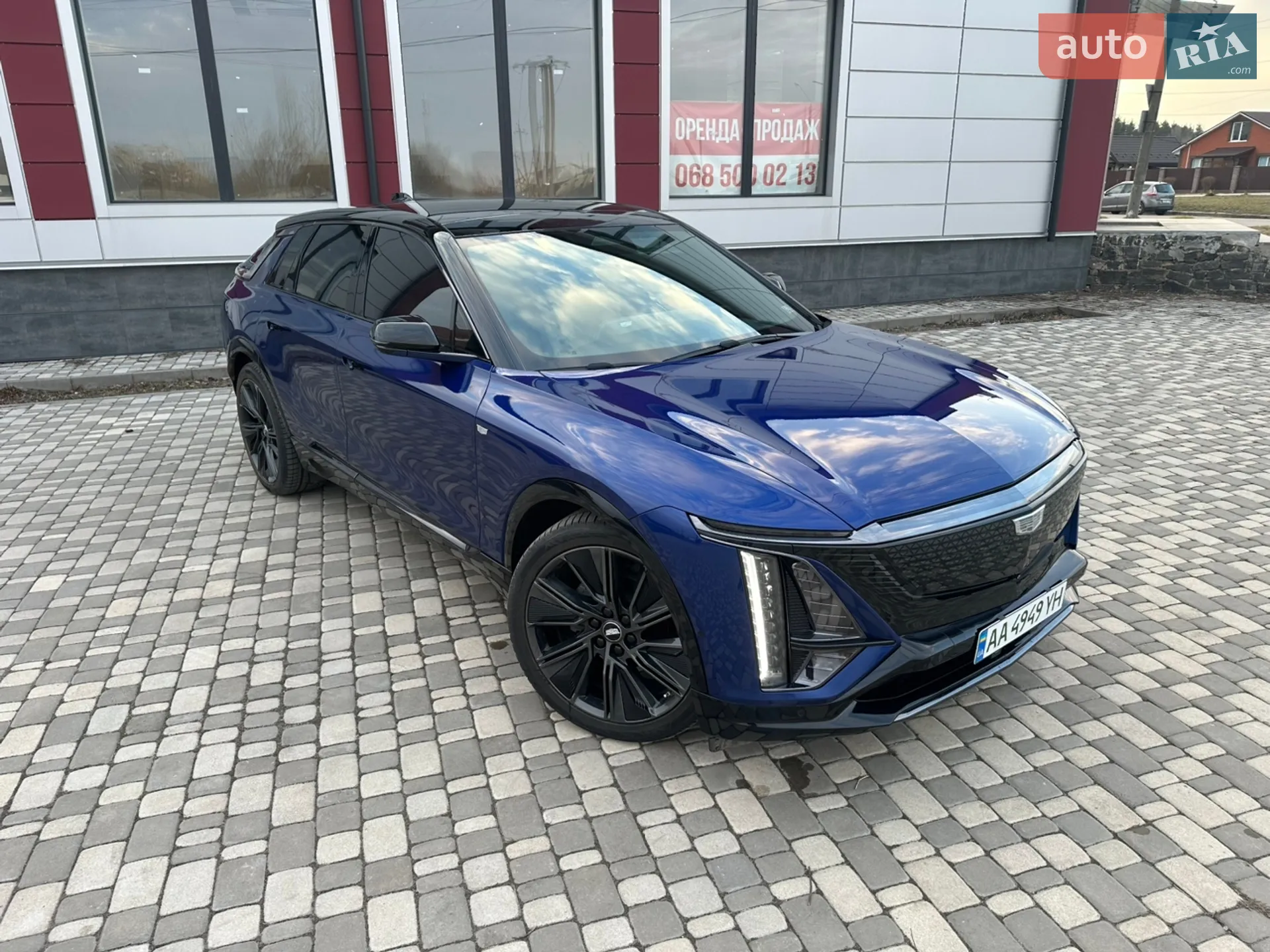 2023 Cadillac Lyriq - мініатюра 14