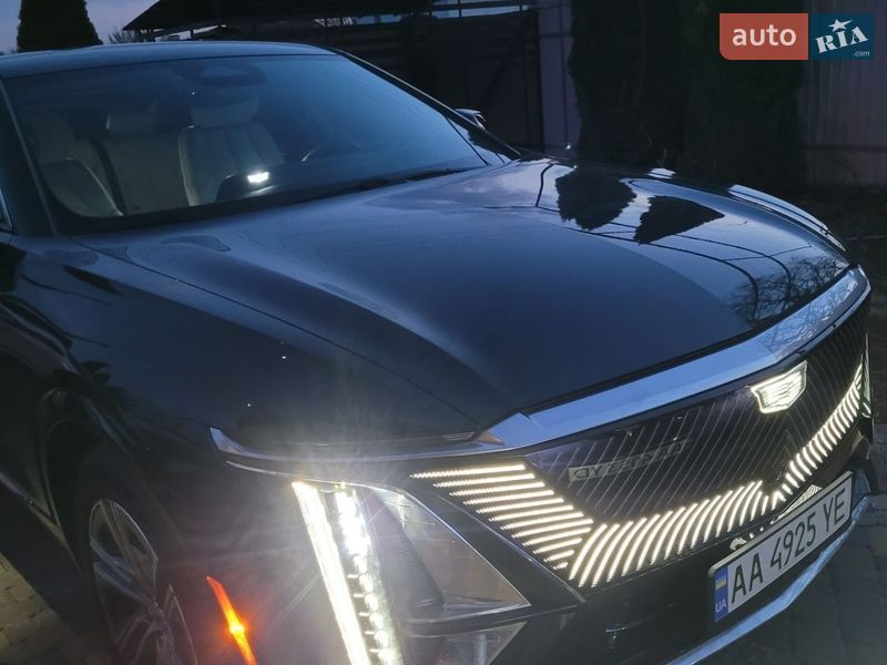 Внедорожник / Кроссовер Cadillac Lyriq 2024 в Киеве