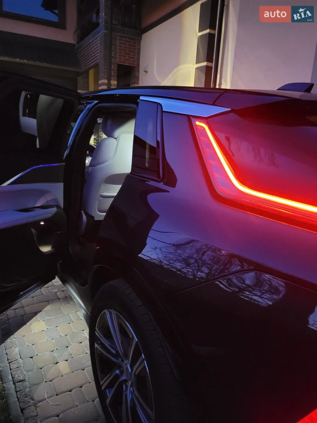 2024 Cadillac Lyriq - мініатюра 26