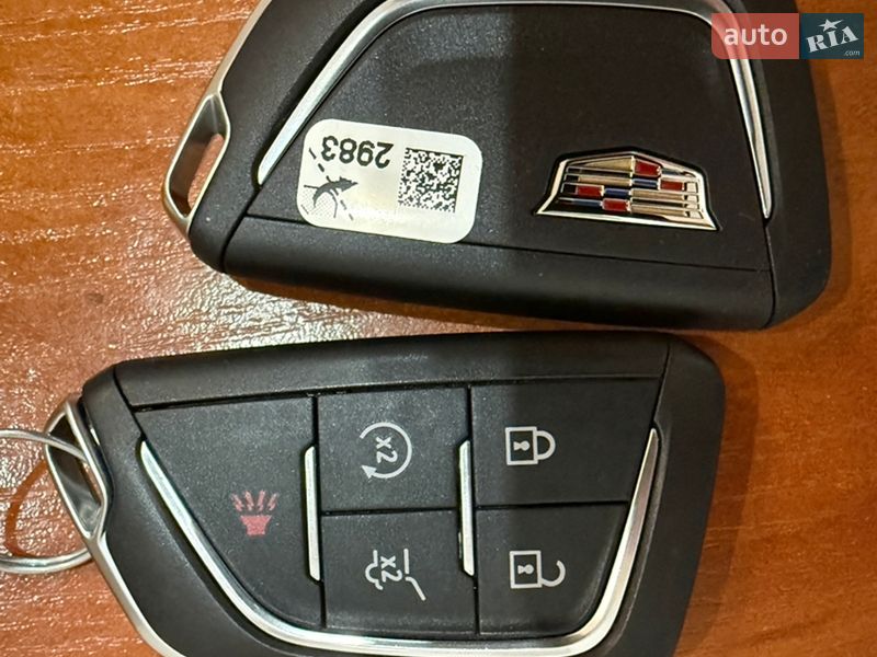 Внедорожник / Кроссовер Cadillac Lyriq 2024 в Новояворовске