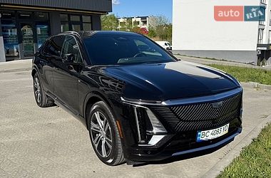 Внедорожник / Кроссовер Cadillac Lyriq 2024 в Новояворовске