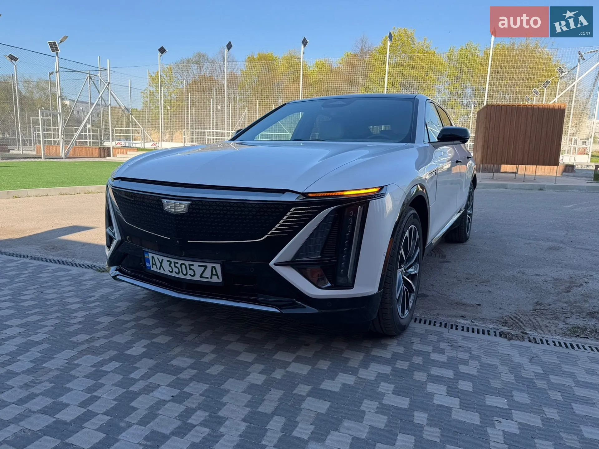 2023 Cadillac Lyriq - мініатюра 8