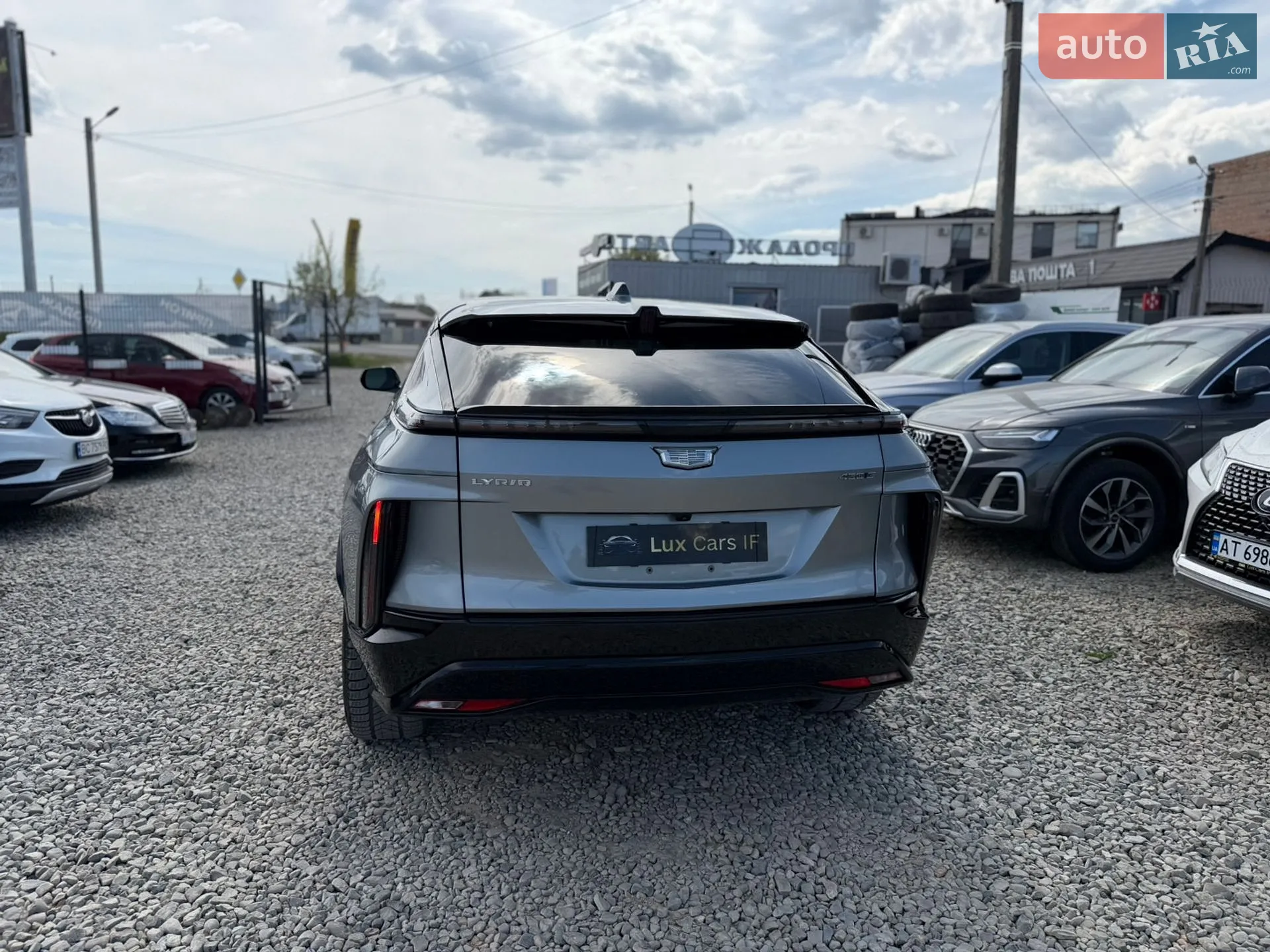 2024 Cadillac Lyriq - мініатюра 12