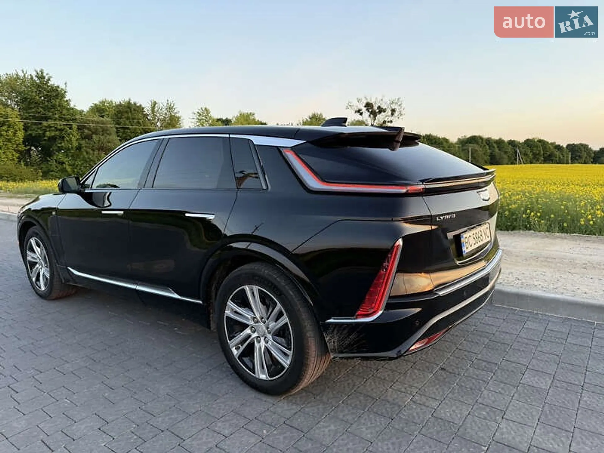 2023 Cadillac Lyriq - мініатюра 7