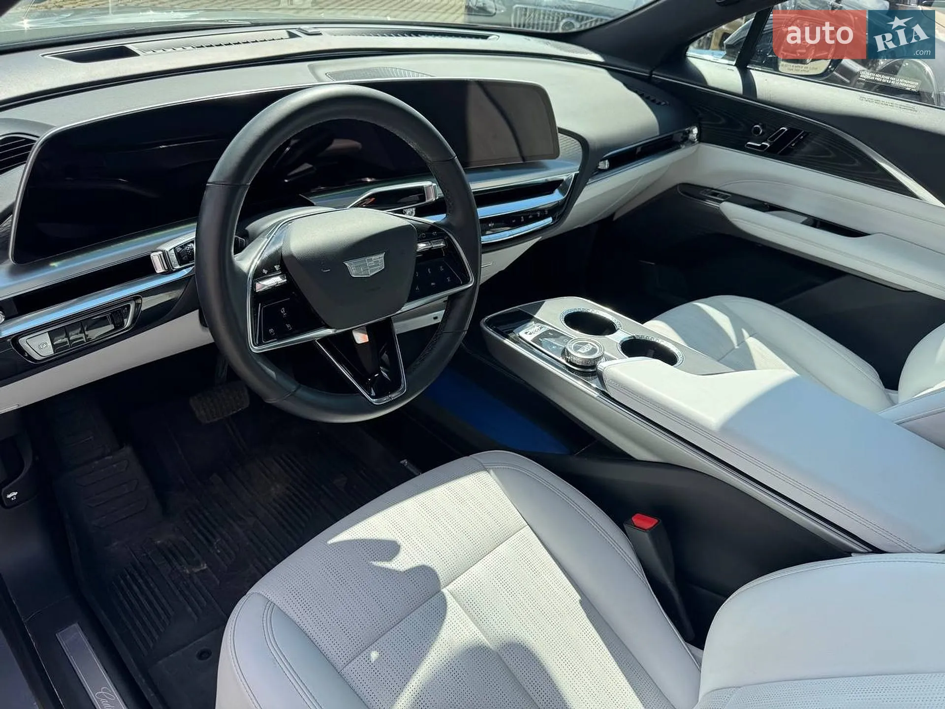 2024 Cadillac Lyriq - мініатюра 18