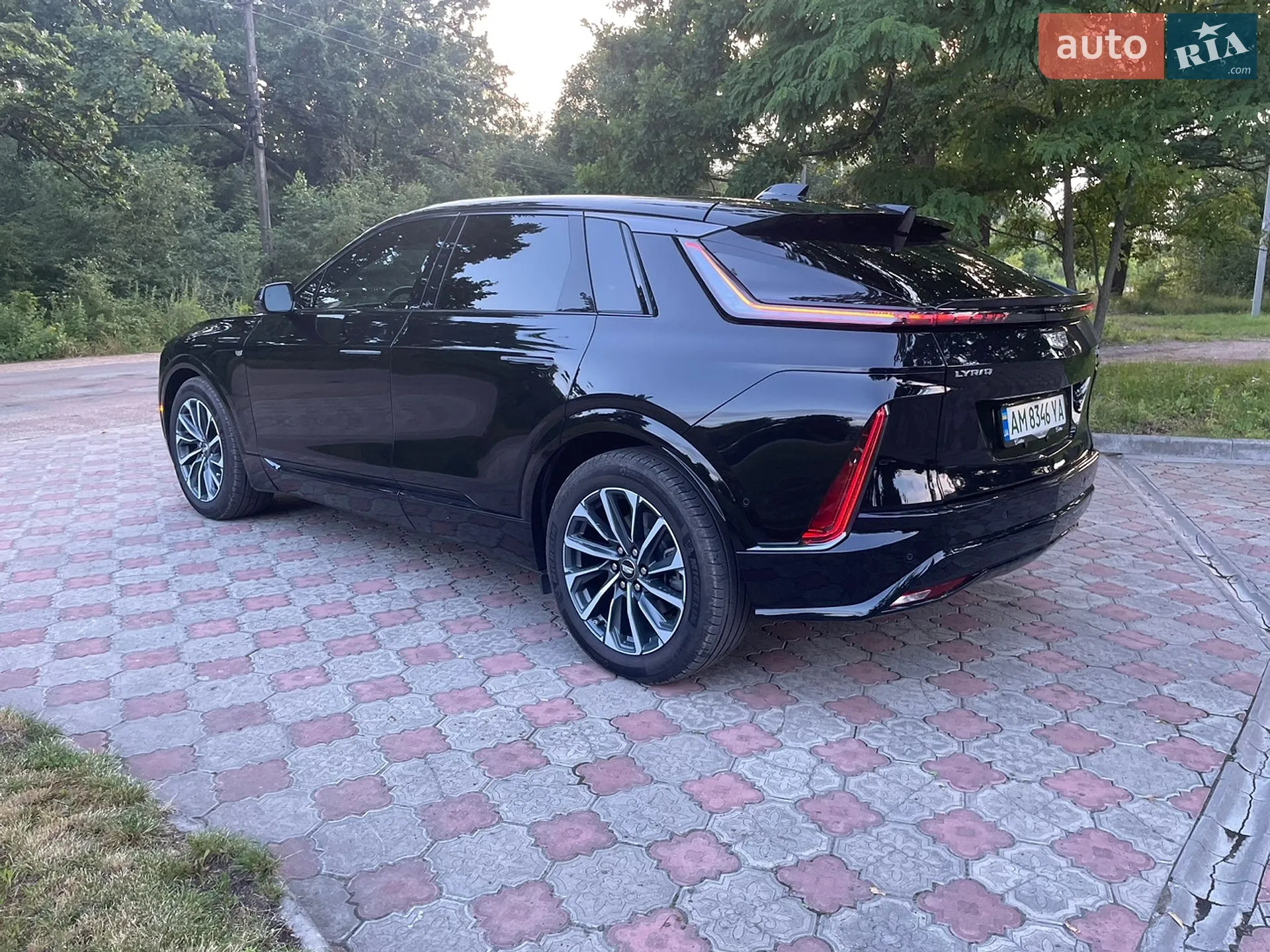 2023 Cadillac Lyriq - мініатюра 4
