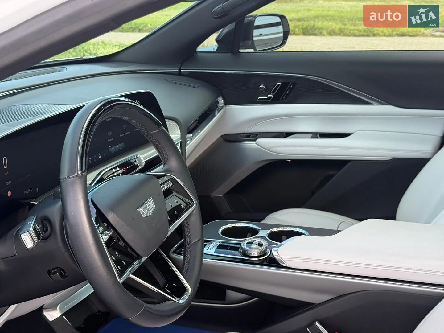 2024 Cadillac Lyriq - мініатюра 31