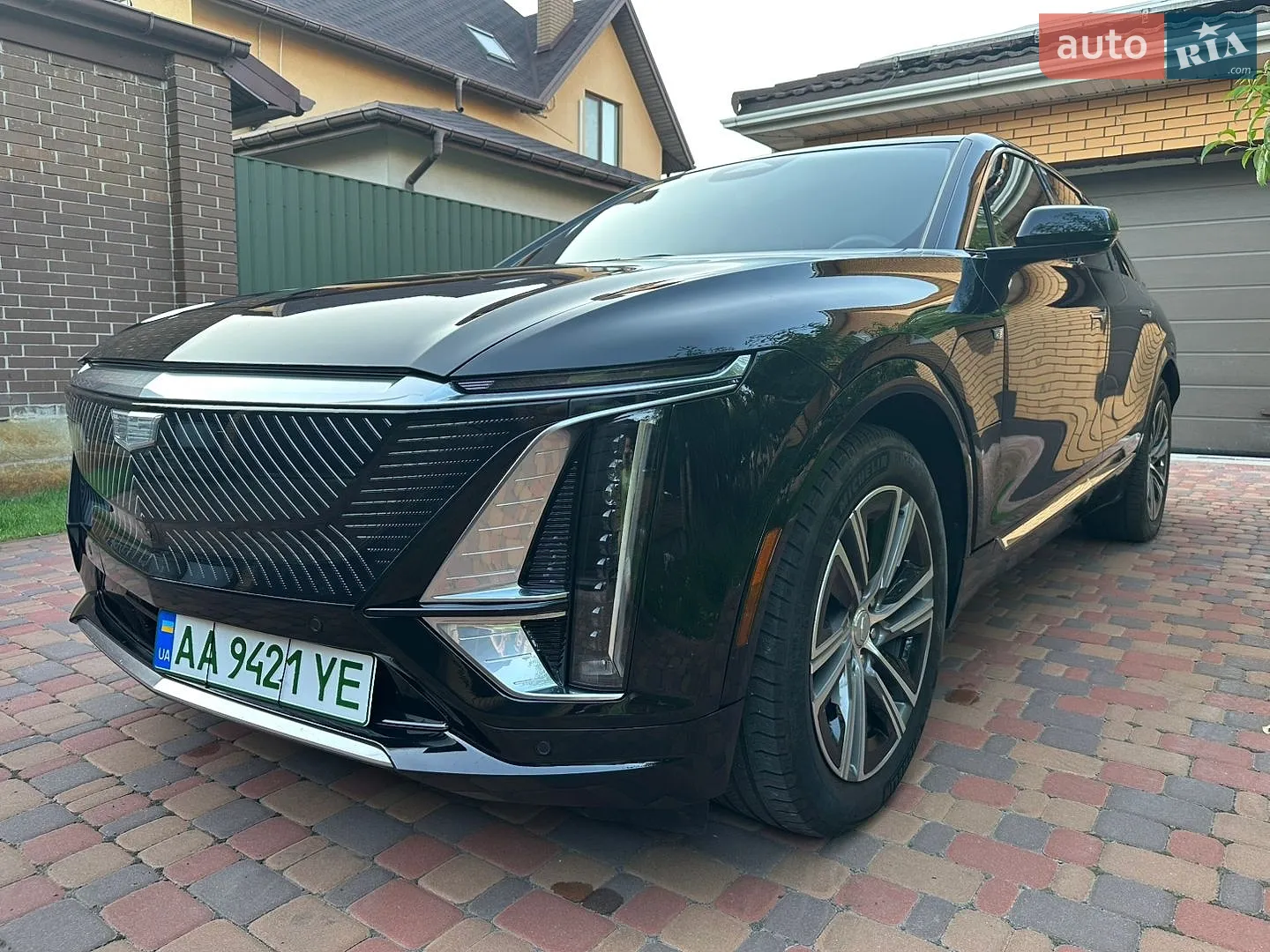 2023 Cadillac Lyriq - мініатюра 2