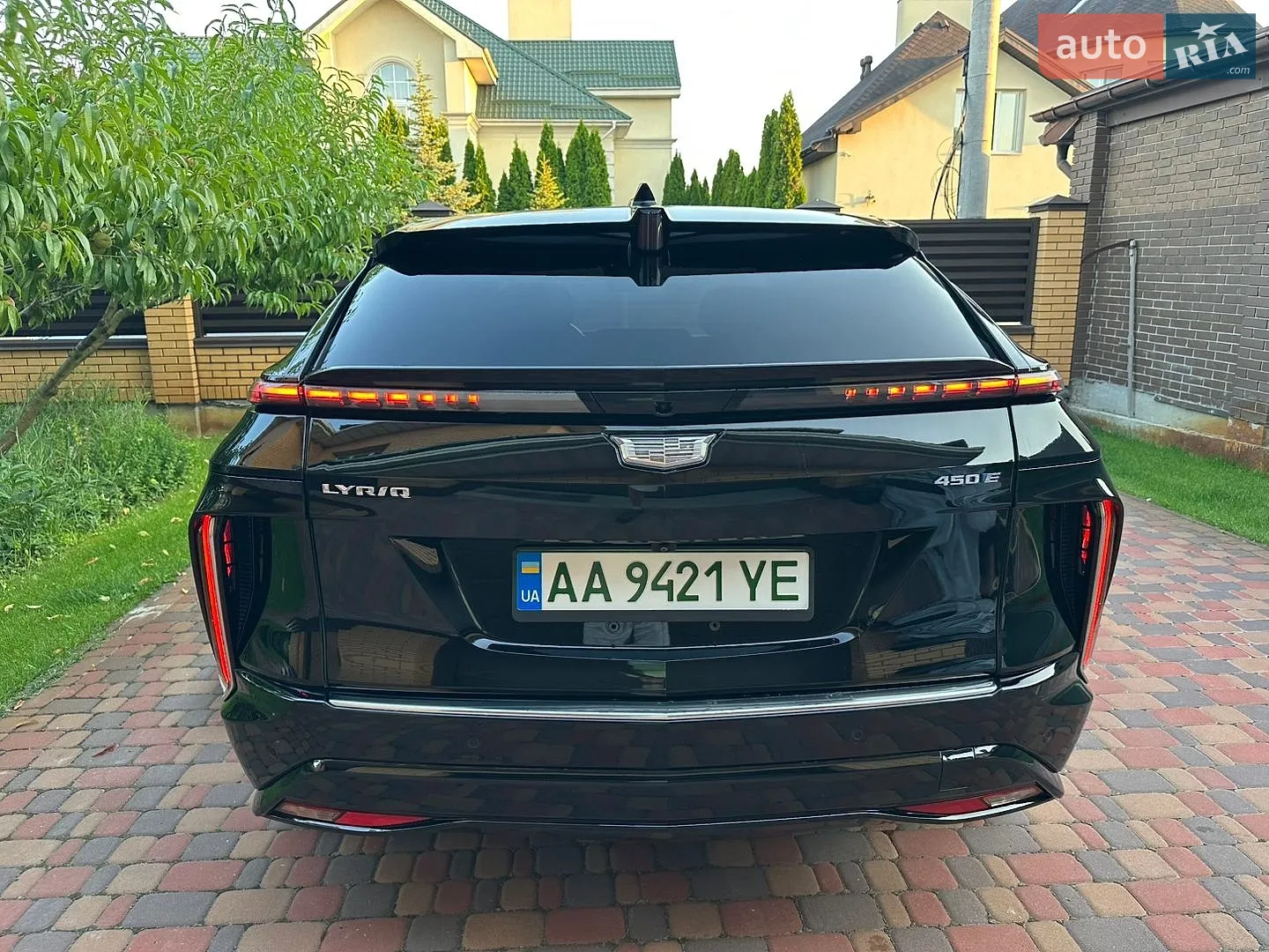 2023 Cadillac Lyriq - мініатюра 22