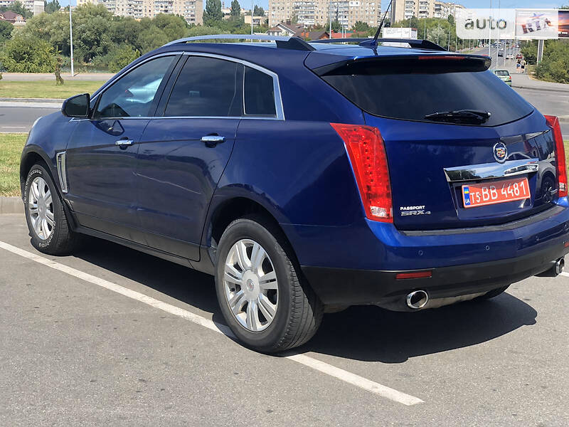 Внедорожник / Кроссовер Cadillac SRX 2013 в Виннице
