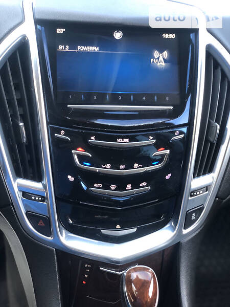 Внедорожник / Кроссовер Cadillac SRX 2013 в Виннице