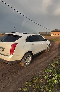 Внедорожник / Кроссовер Cadillac SRX 2015 в Виннице