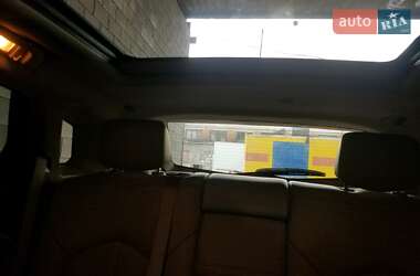 Внедорожник / Кроссовер Cadillac SRX 2014 в 