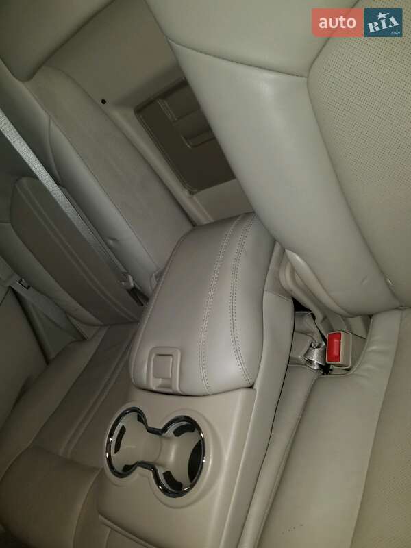 Позашляховик / Кросовер Cadillac SRX 2014 в Житомирі фото 34 Позашляховик / Кросовер Cadillac SRX 2014 в Житомирі