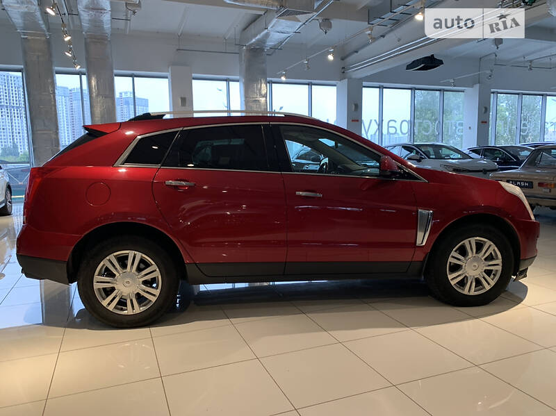 Внедорожник / Кроссовер Cadillac SRX 2014 в Киеве
