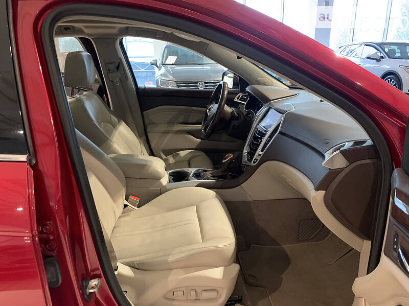 Внедорожник / Кроссовер Cadillac SRX 2014 в Киеве