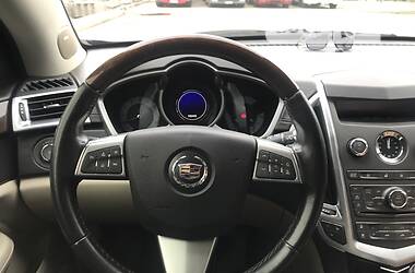 Позашляховик / Кросовер Cadillac SRX 2010 в 