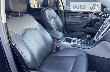 Внедорожник / Кроссовер Cadillac SRX 2010 в 