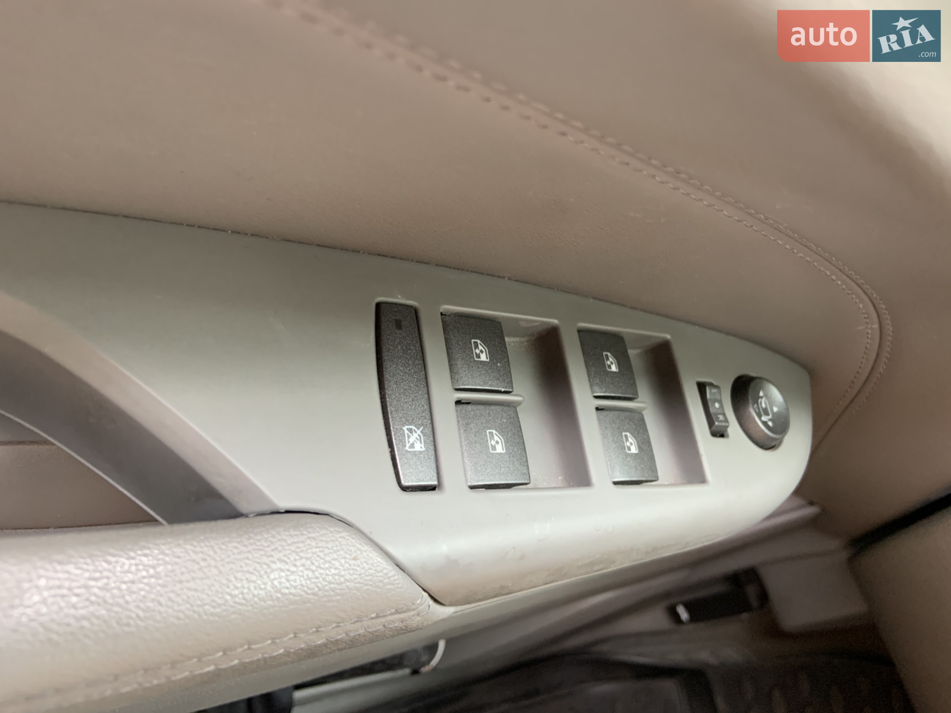 2011 Cadillac SRX - мініатюра 18