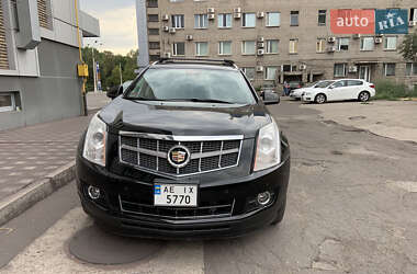 Внедорожник / Кроссовер Cadillac SRX 2011 в 