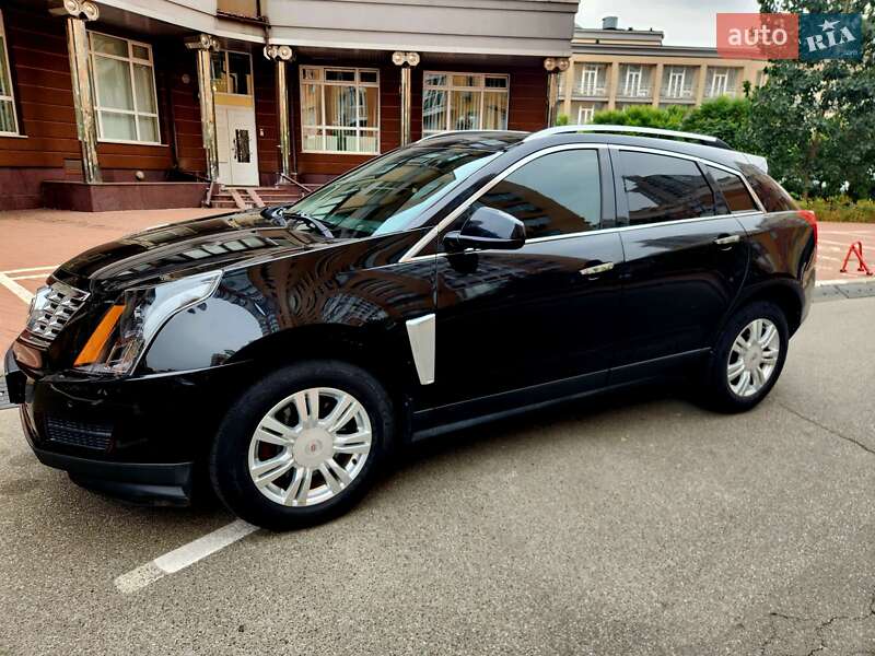 Позашляховик / Кросовер Cadillac SRX 2013 в Києві