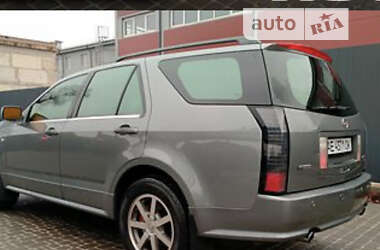 Позашляховик / Кросовер Cadillac SRX 2004 в 