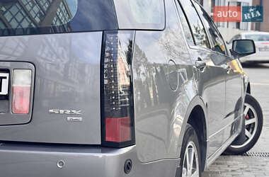 Внедорожник / Кроссовер Cadillac SRX 2004 в 