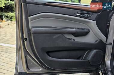 Позашляховик / Кросовер Cadillac SRX 2010 в 