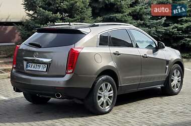 Внедорожник / Кроссовер Cadillac SRX 2010 в 