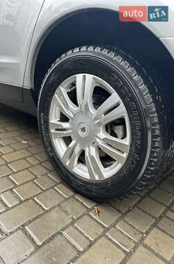 Внедорожник / Кроссовер Cadillac SRX 2010 в 