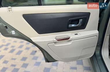 Универсал Cadillac SRX 2004 в 