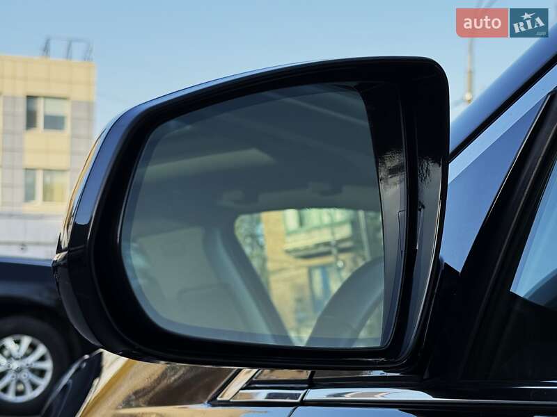 Позашляховик / Кросовер Cadillac SRX 2014 в Києві